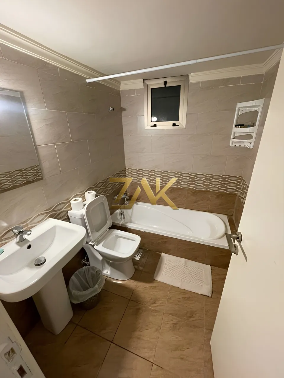 Apartment for Rent Ballouneh