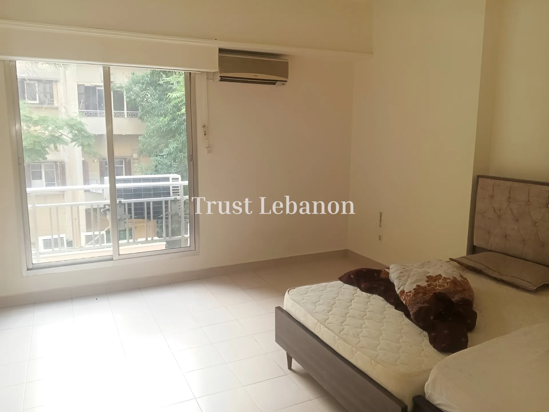 Apartment for rent in Hamra
