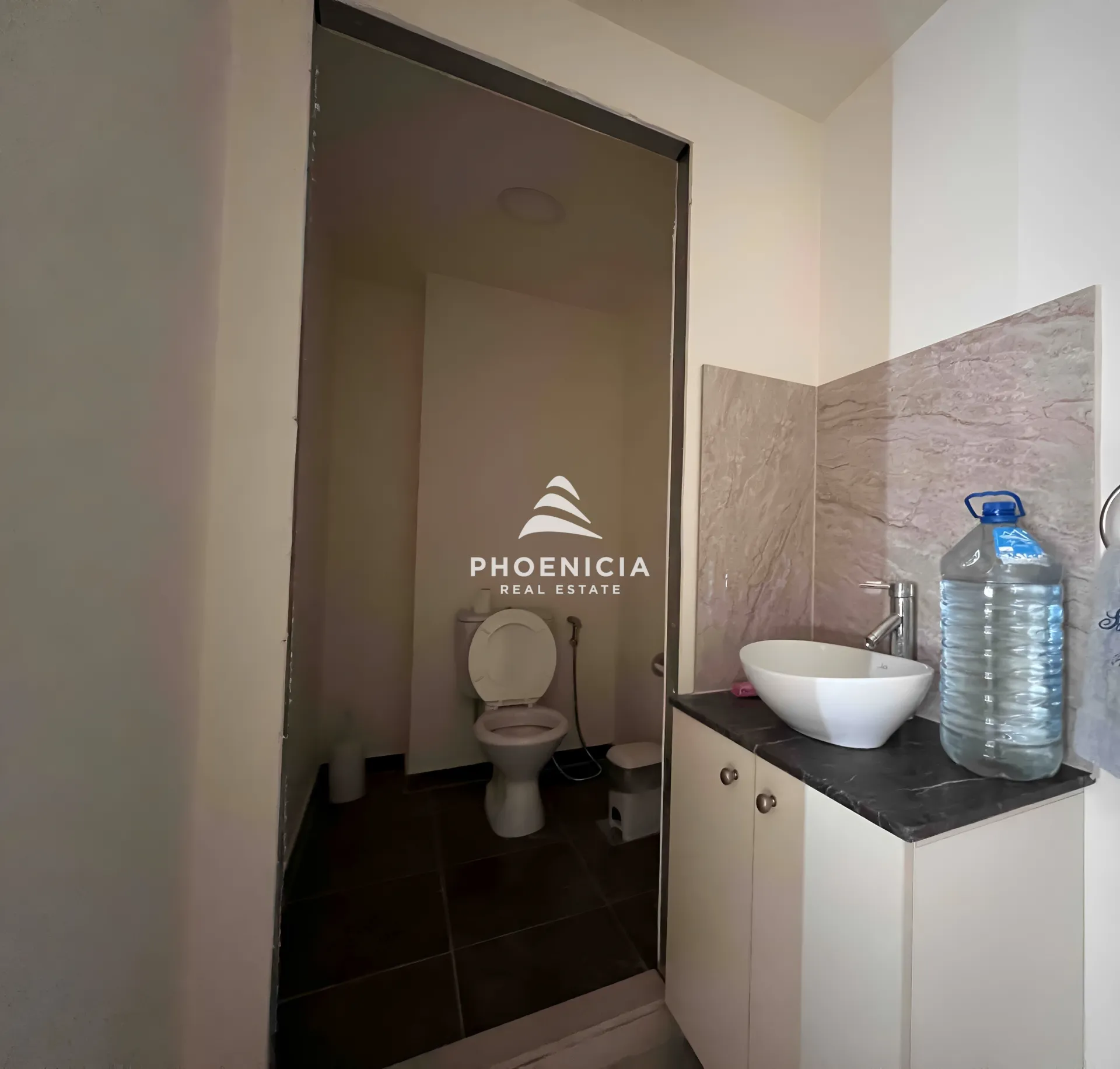 Clinic for sale in Byblos