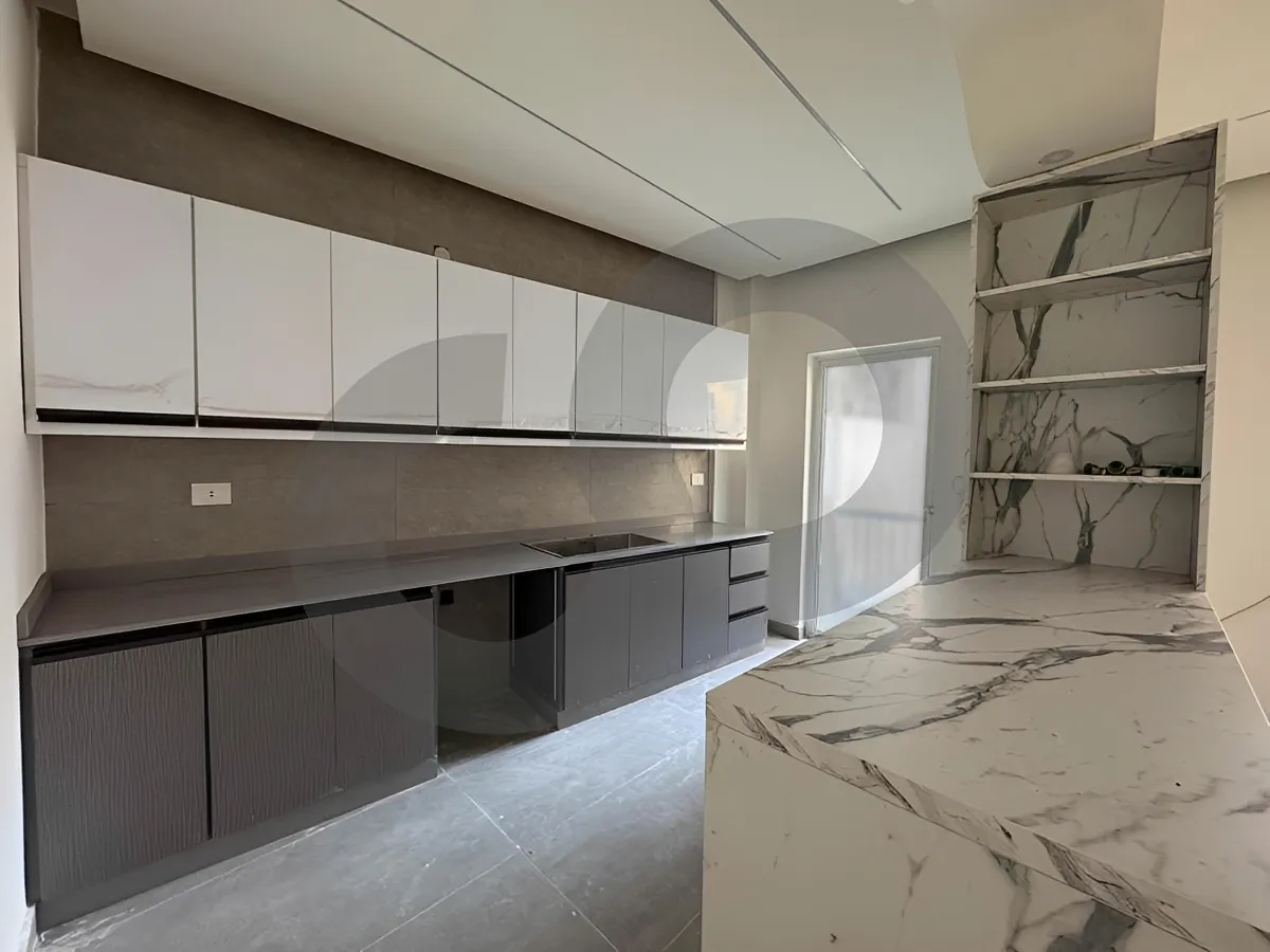 Apartment for Sale in Barbour, Beirut - 5 bed, 2 bath