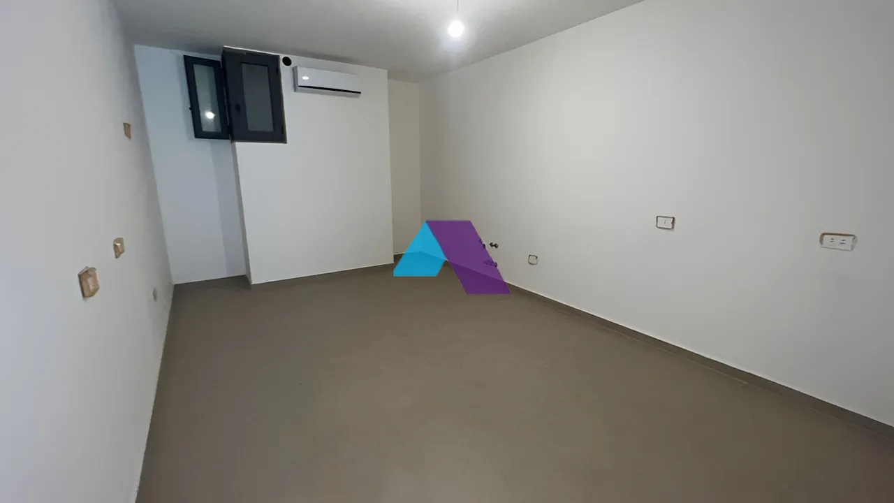 Apartment for Sale in Yarzeh - 3 bed, 4 bath