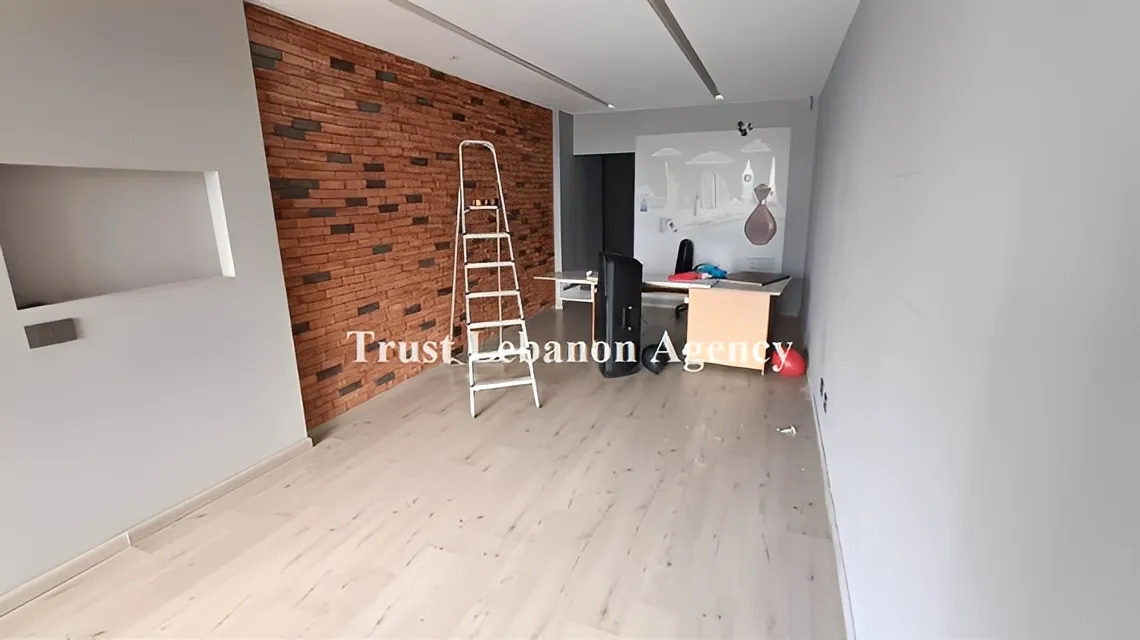 Shop for rent in Metn, Mtayleb