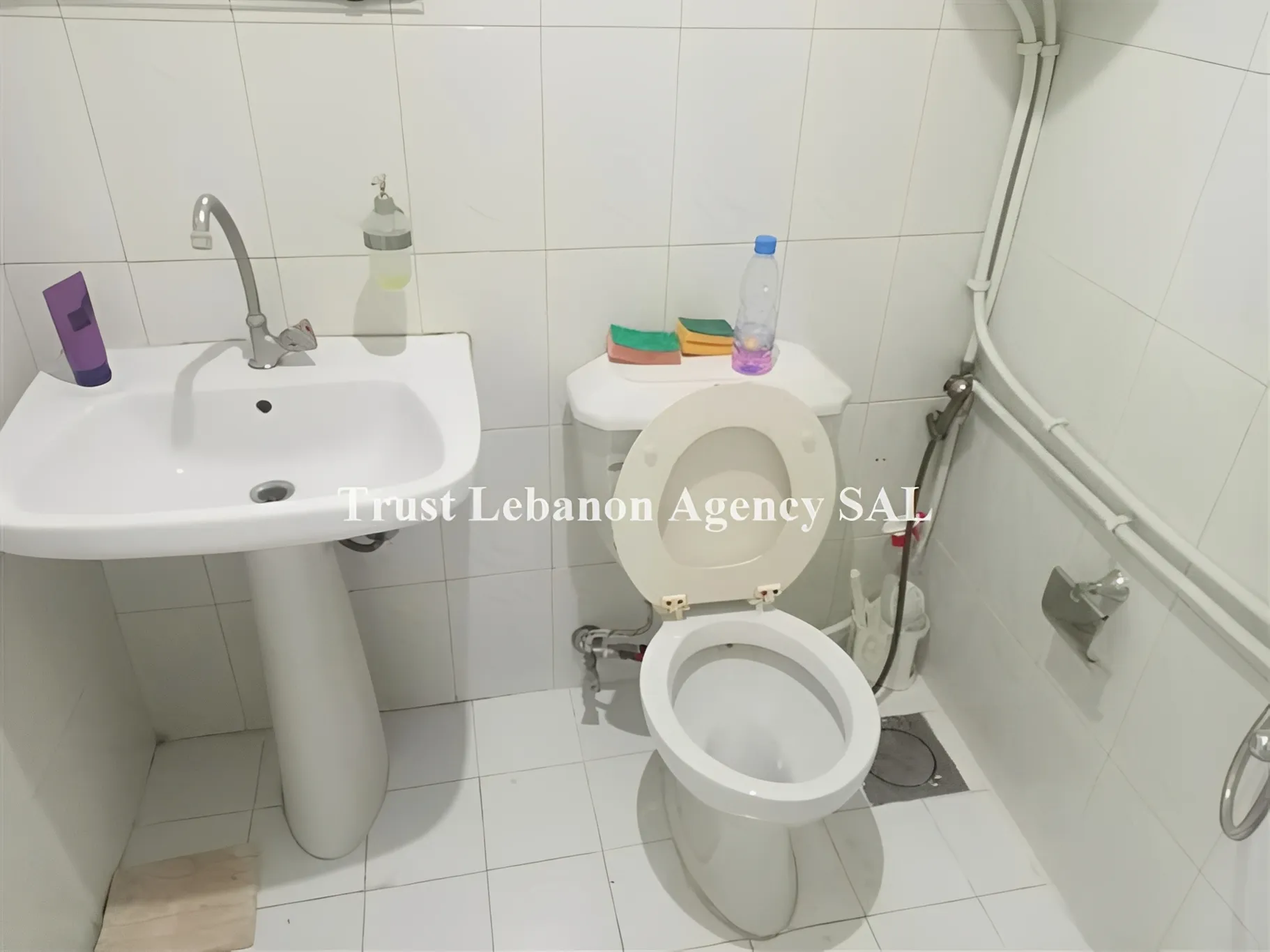 Office for sale in Metn, Jdeideh