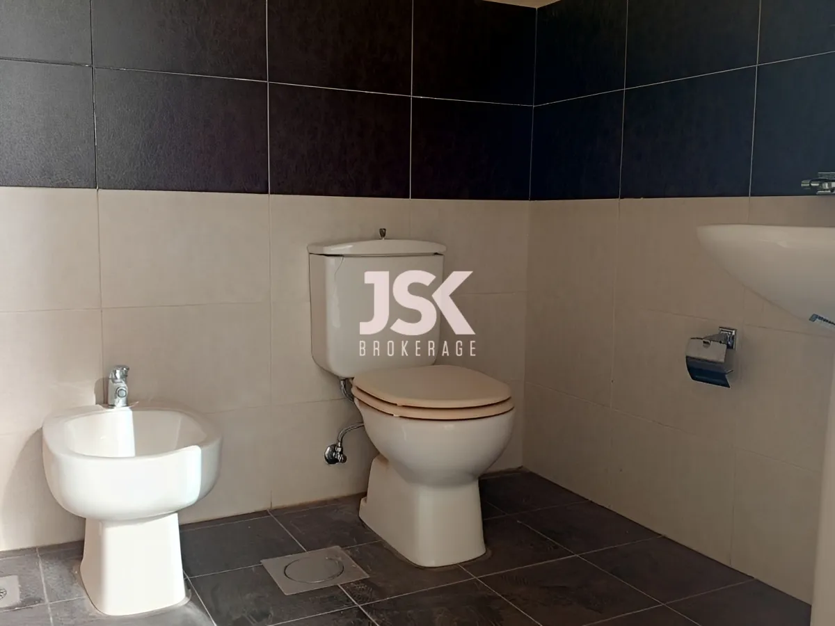 Apartment for Rent in Halat