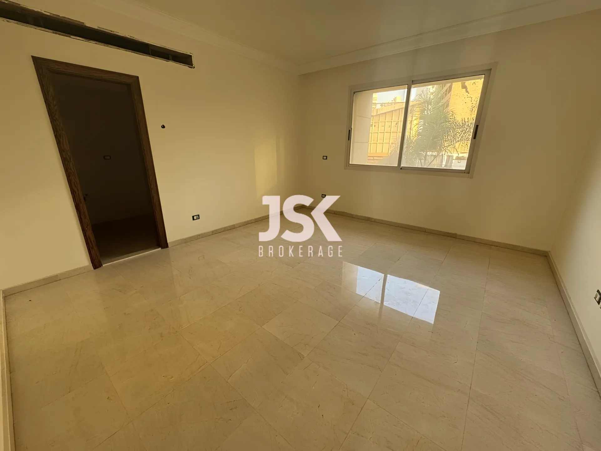 Apartment for Sale in Ramlet El Baida