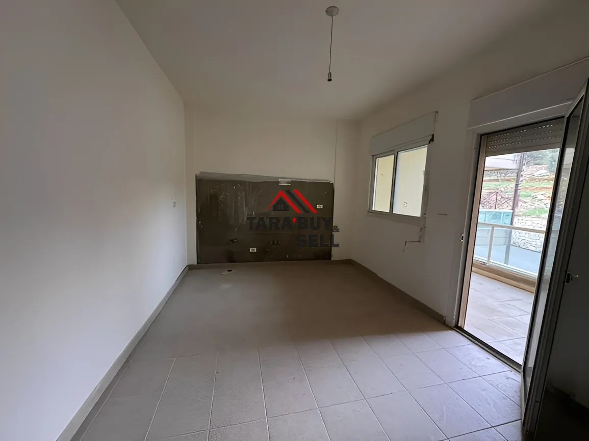 Apartment for Sale in Aamchit, Lebanon - 3 bed, 2 bath