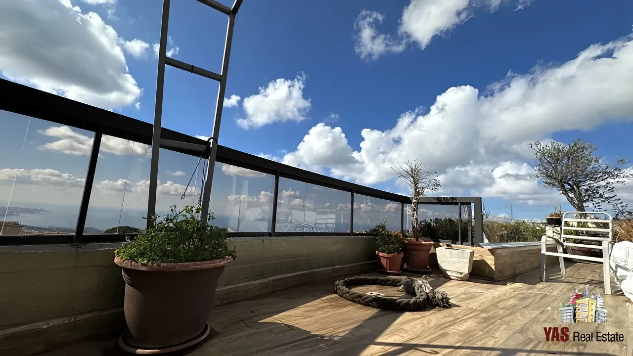 Apartment for Sale in Ballouneh - 3 bed, 5 bath