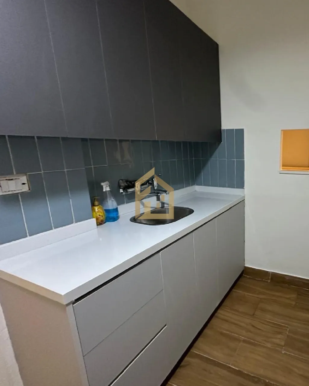 Apartment for rent in Achrafieh, Beirut, Lebanon - 2 bed, 2 bath