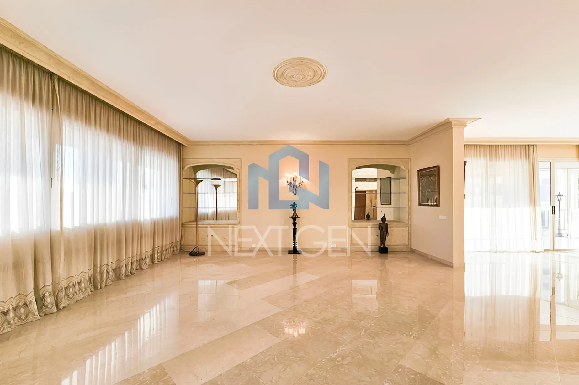 Apartment for rent in Achrafieh, Beirut, Lebanon - 4 bed, 5 bath