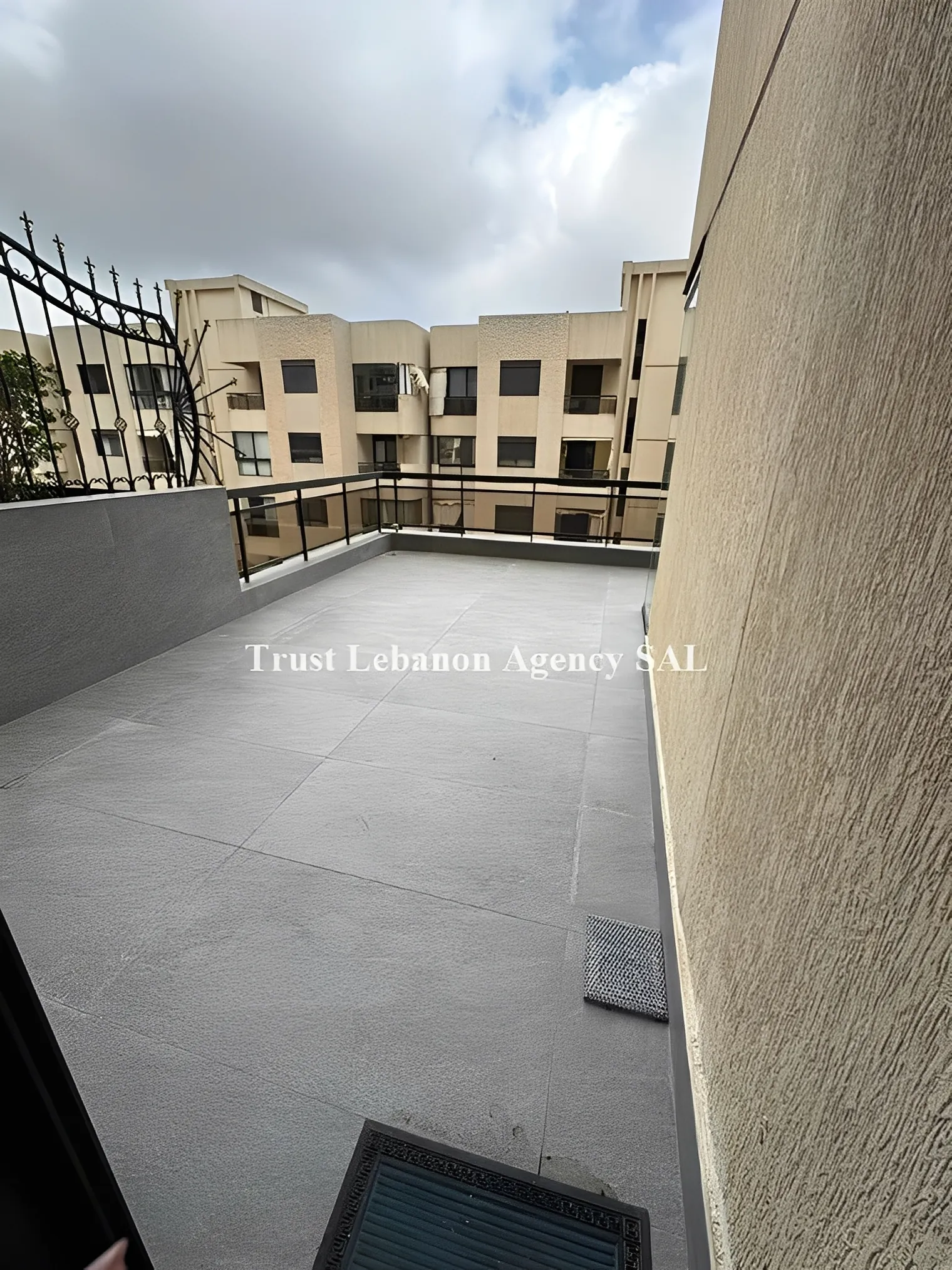 Apartment for Sale in Metn Kanabet Broumana Lebanon - 3 bed, 4 bath