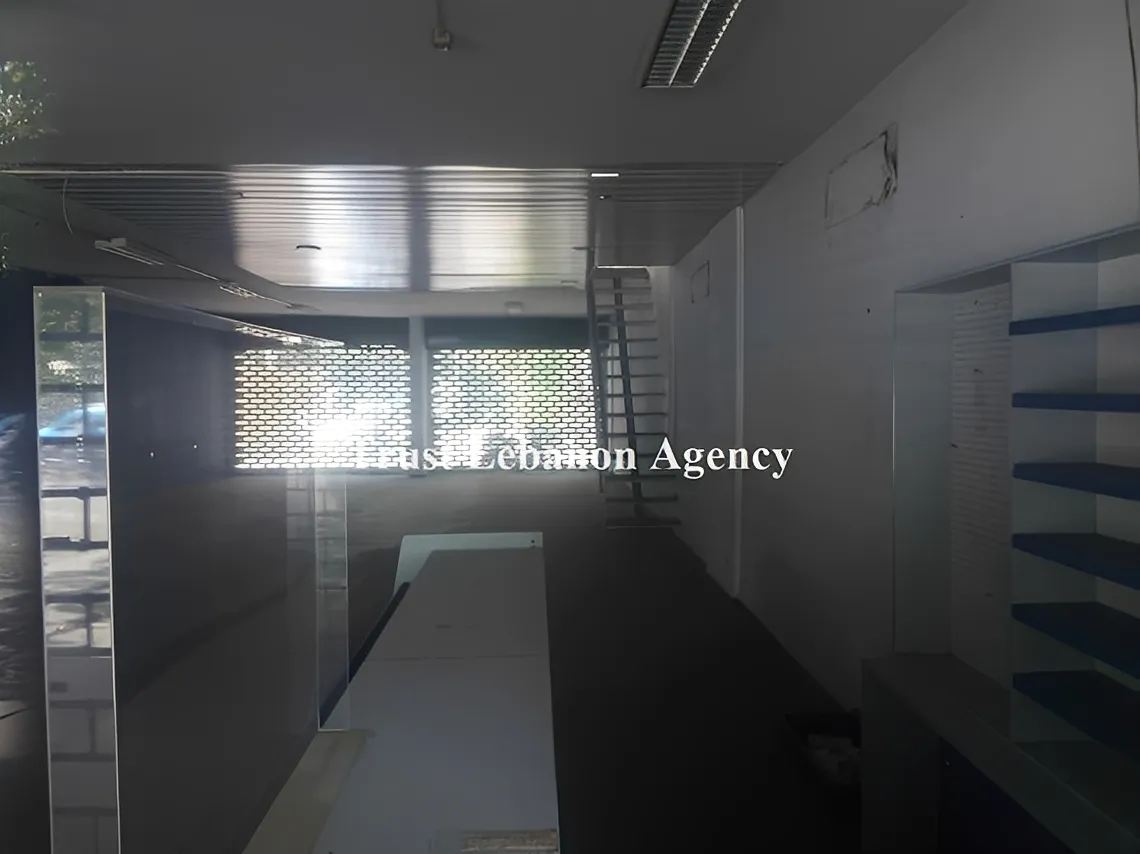 Shop for sale in Metn, Dekweneh