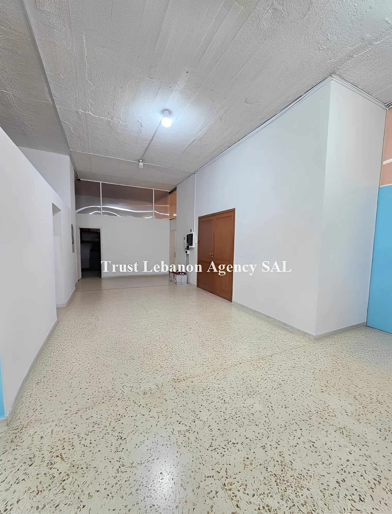 Office for rent in Baabda, Hazmieh