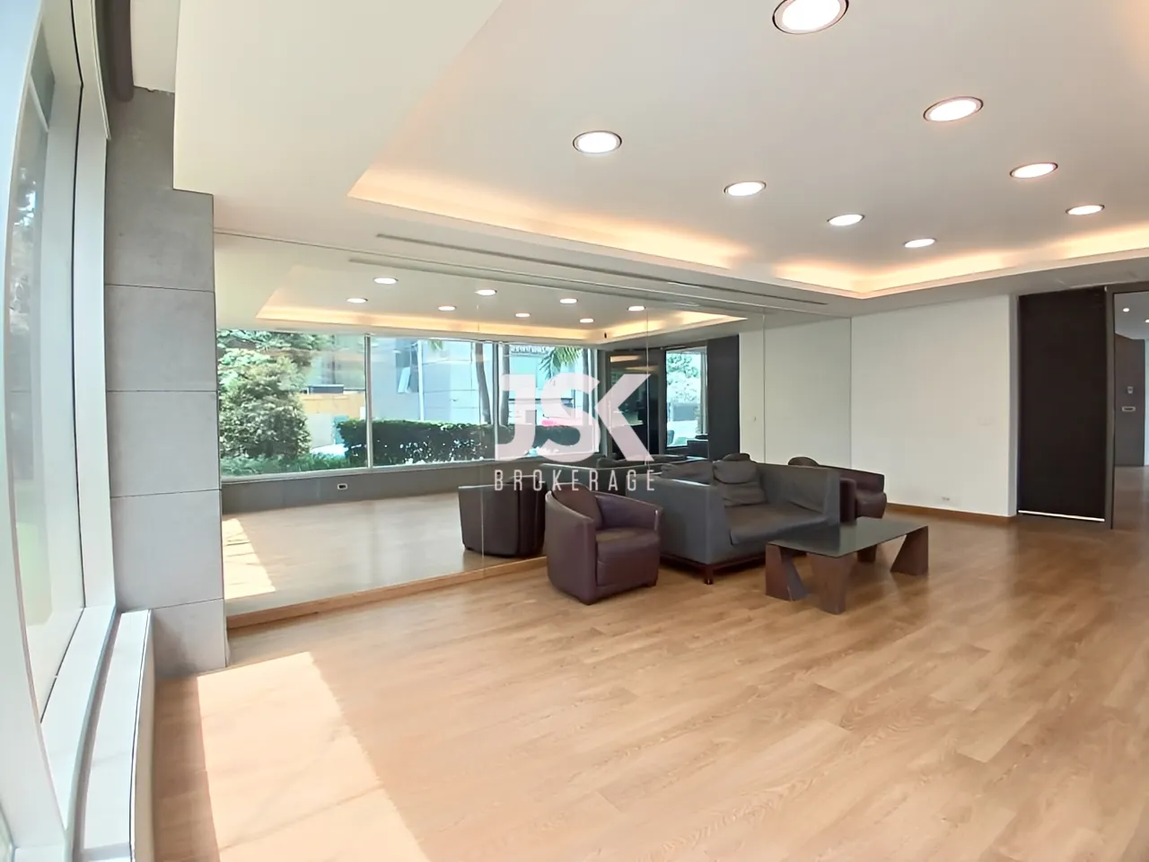 Office for Rent in Horch Tabet