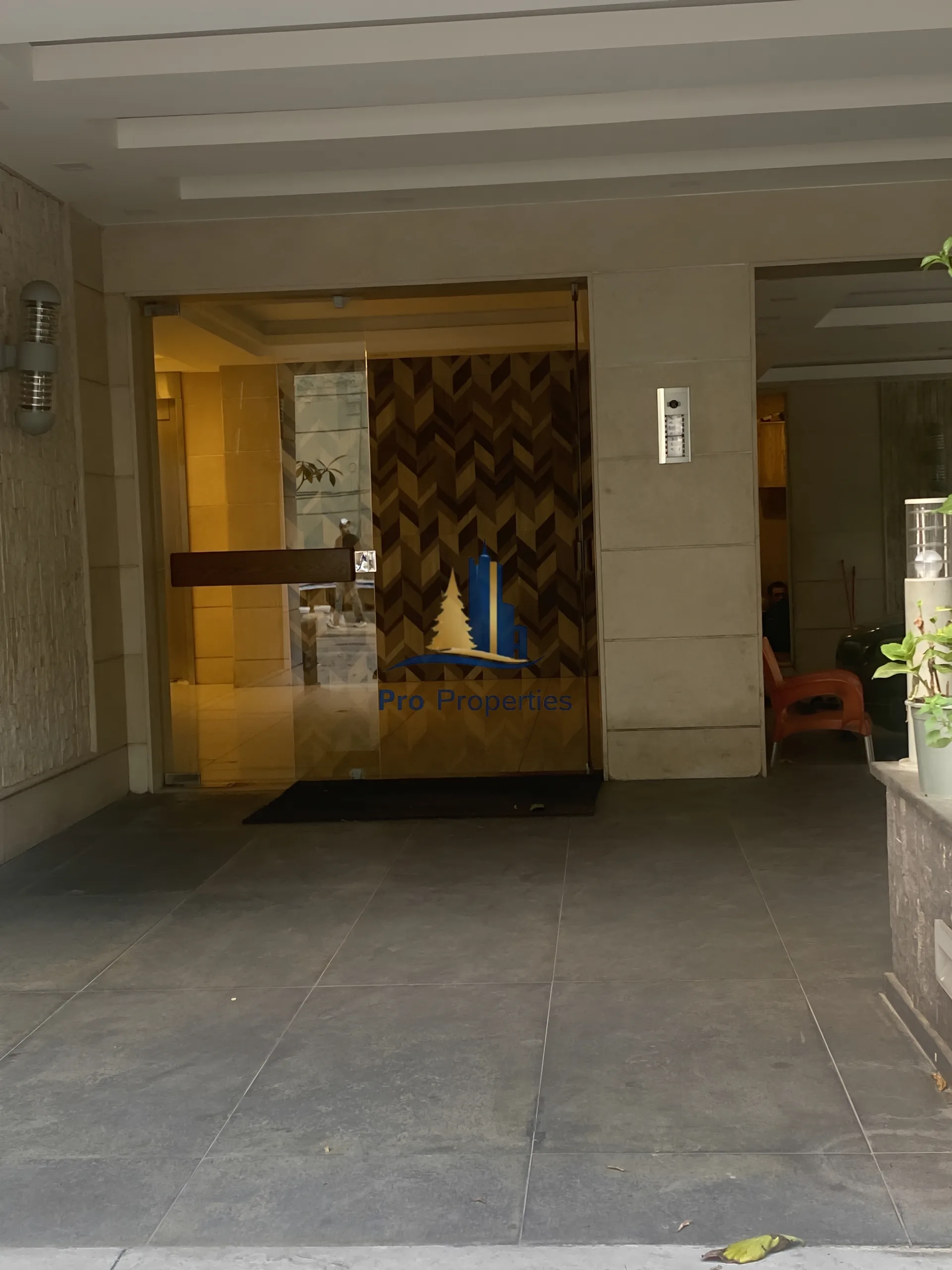 Apartment for sale in Ras Al Naba'a