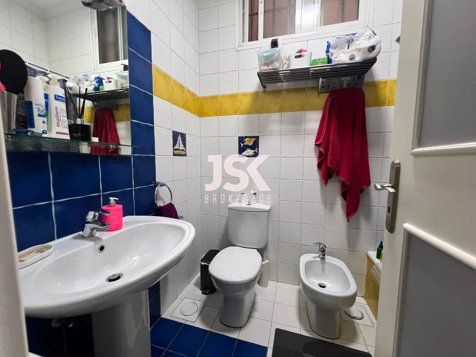 Apartment for Sale in Forn El Chebbak