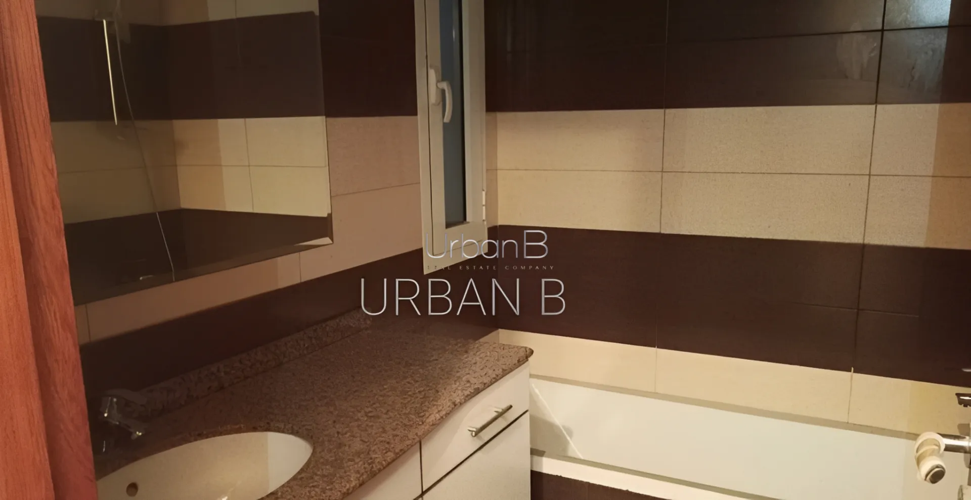 Apartment for Sale in Hotel Dieu St, Bayrut, Lebanon