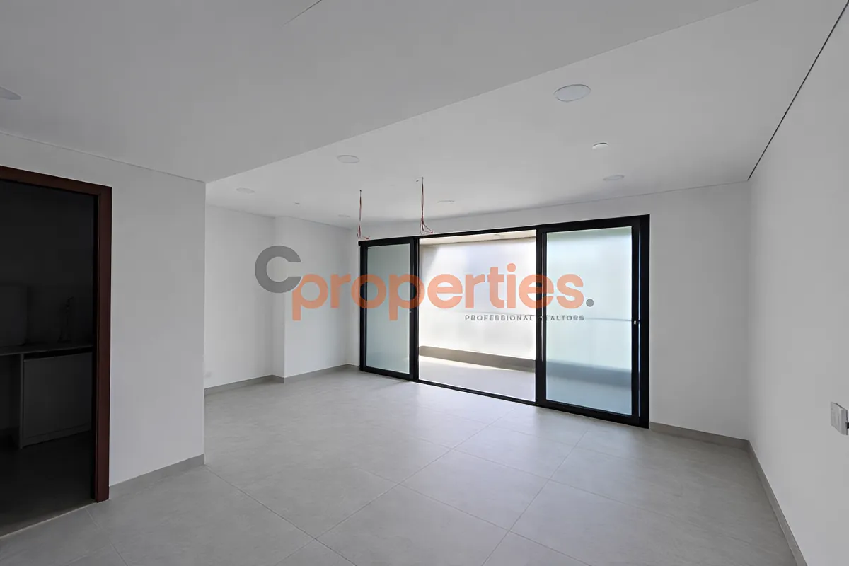 Office for Sale in Dekwaneh