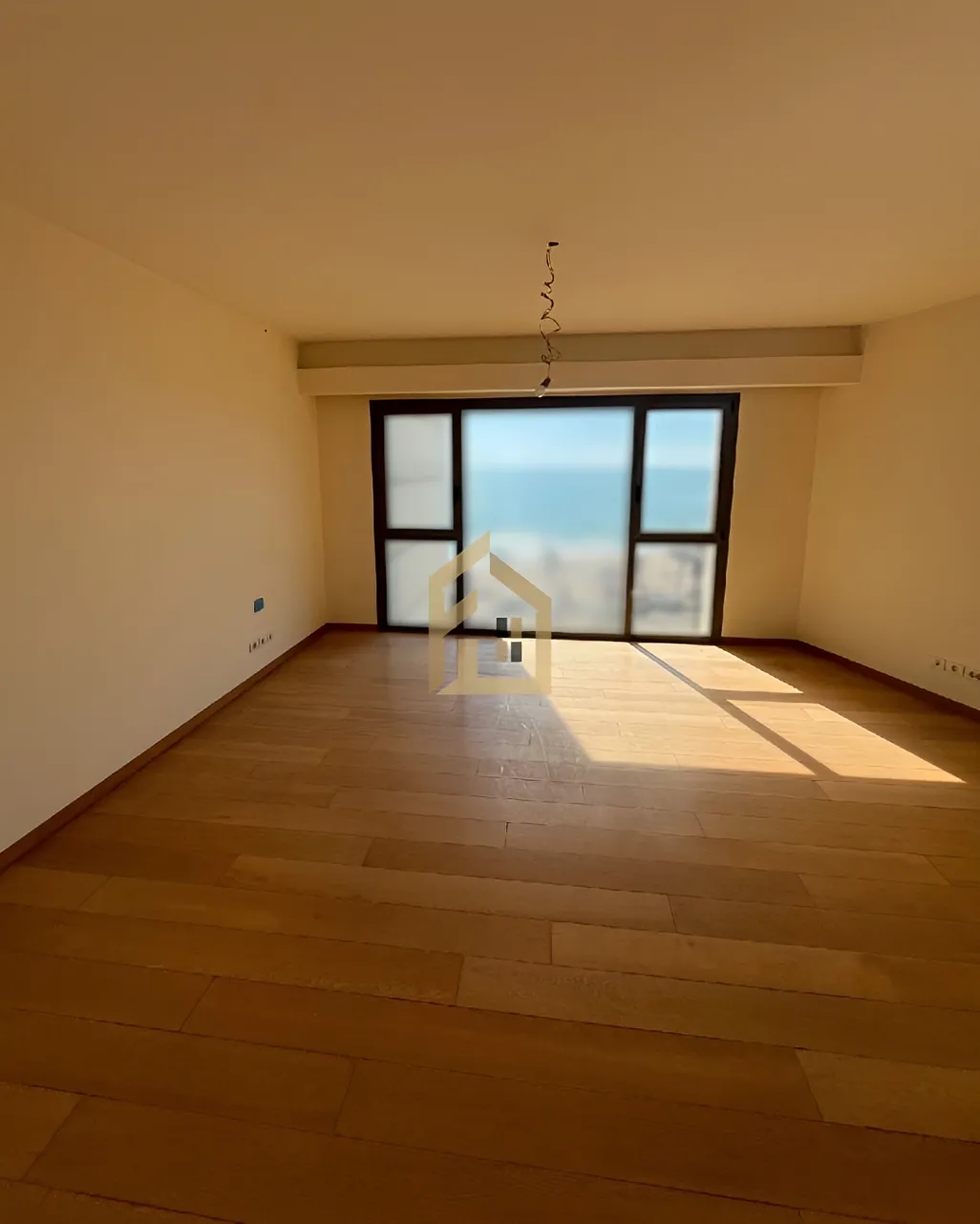 Apartment for sale in Ramleh Al Bayda, Beirut, Lebanon