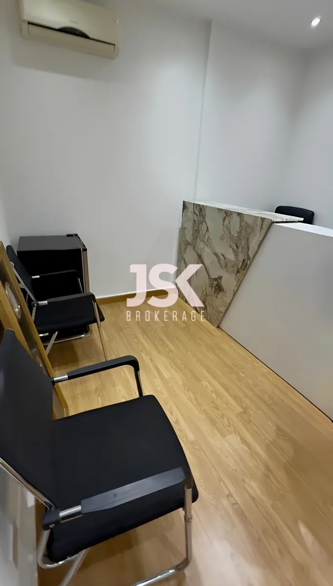 Office for rent in Zalqa
