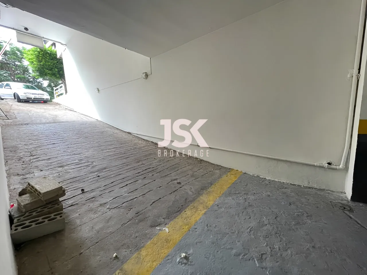 Warehouse for Rent in Achrafieh