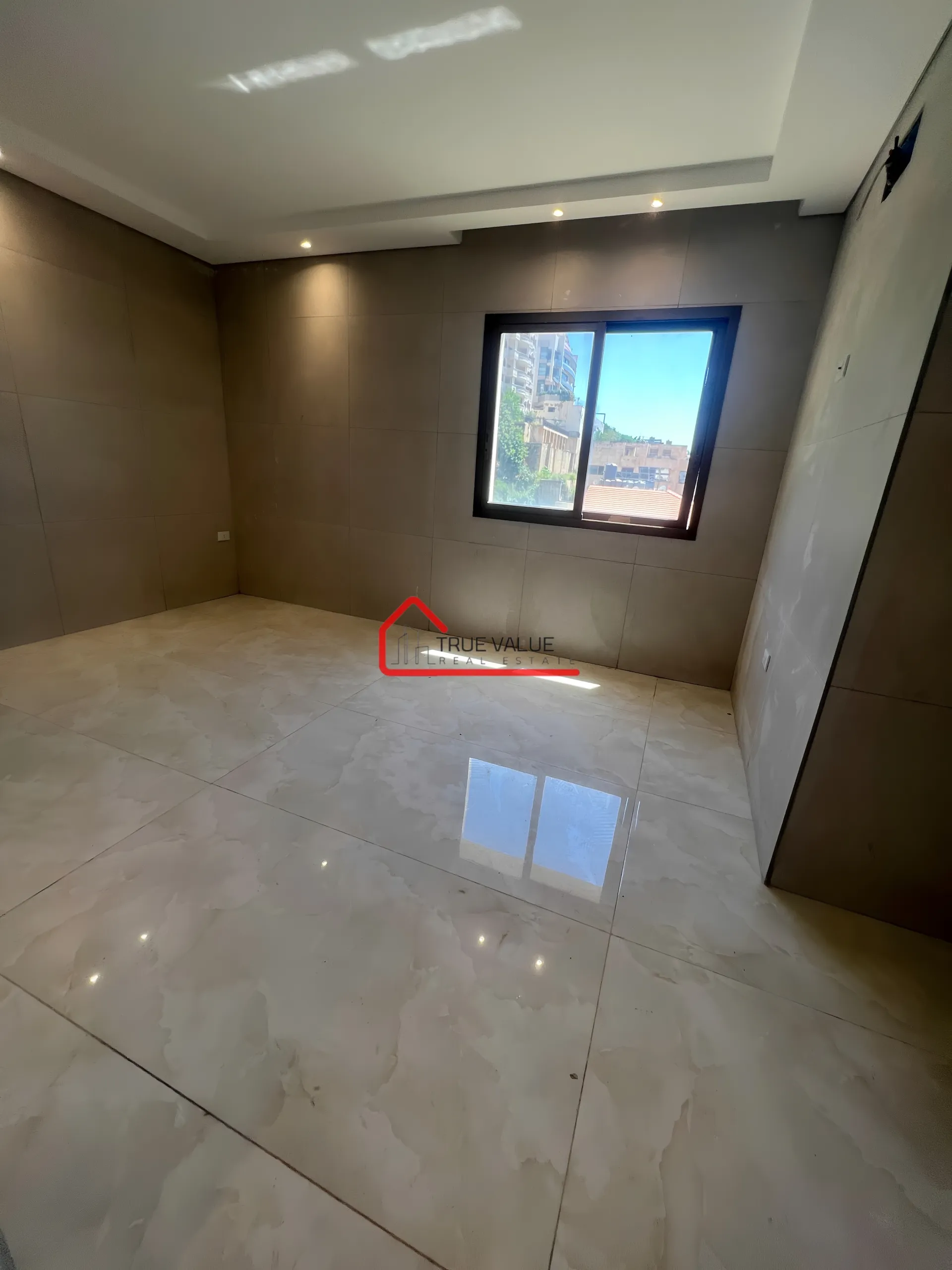 Apartment for sale in Dawhet el hoss, aley, lebanon