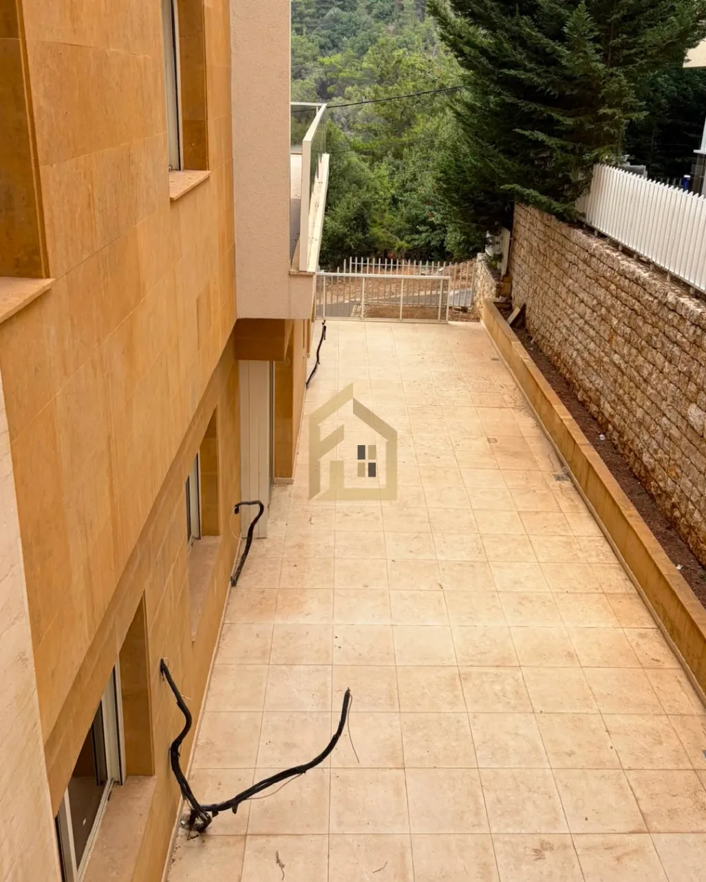 Apartment for sale in Rabweh, Bayrut, Lebanon