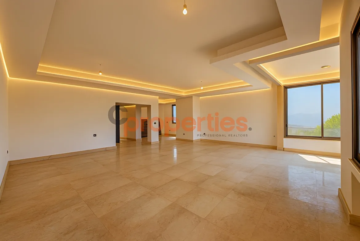 Apartment for Sale in Montiverdi - 3 bed, 5 bath