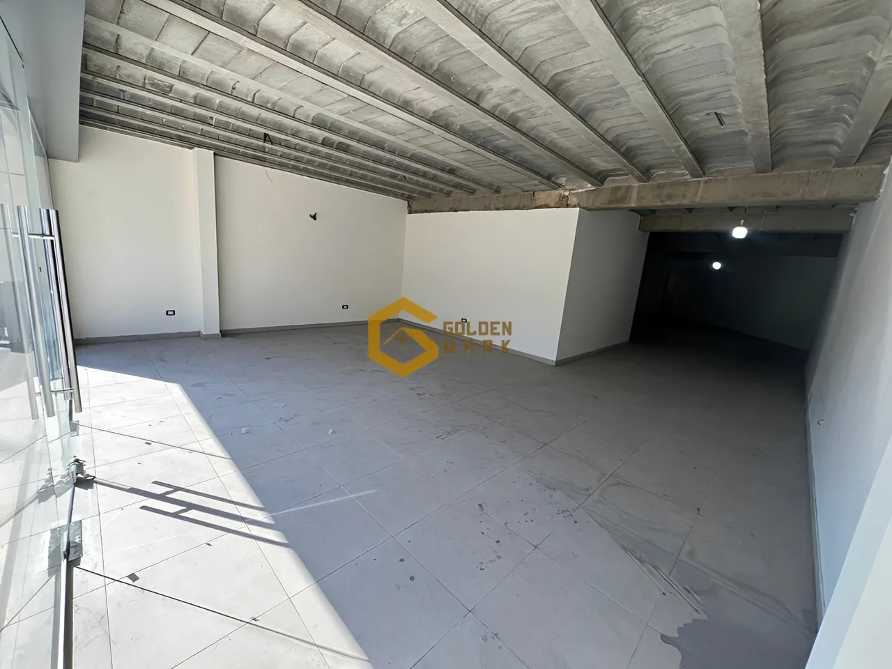 Shop for rent in Adma w Dafnah