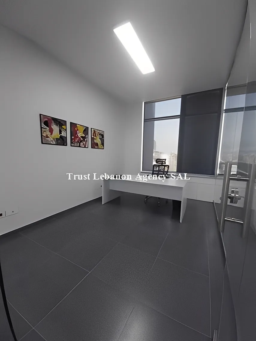 Office for rent in Metn, Dekweneh