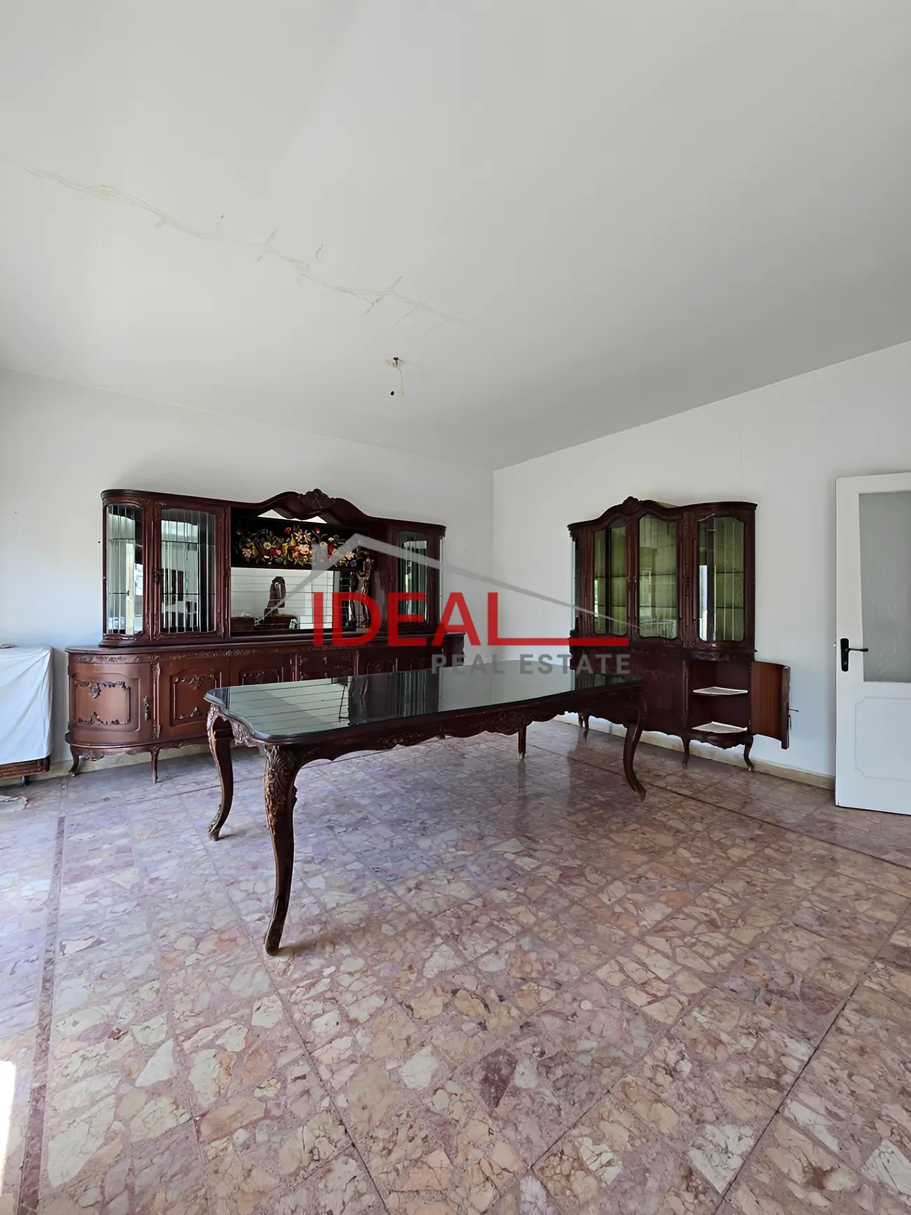 Apartment for sale in Ain El Remmaneh