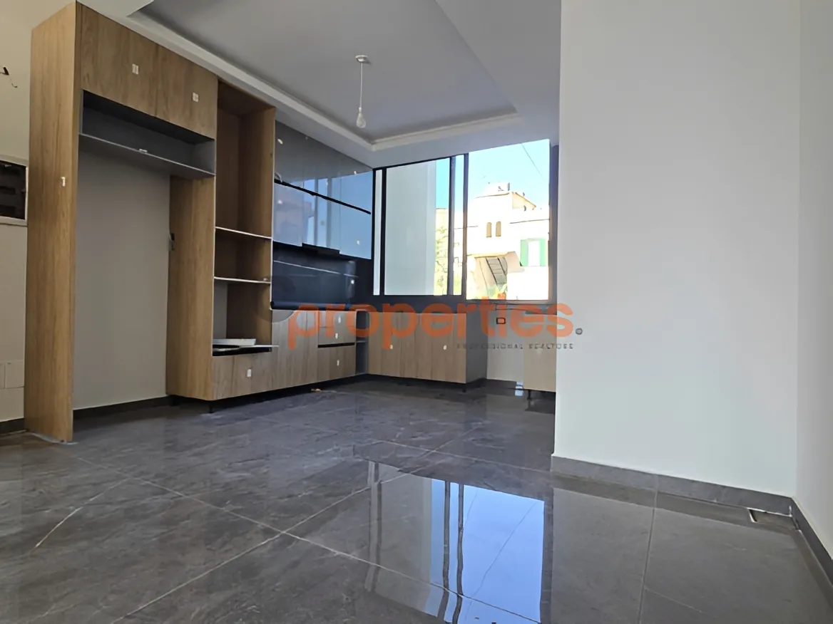 Apartment for Sale in Furn Al Hayek - 3 bed, 3 bath