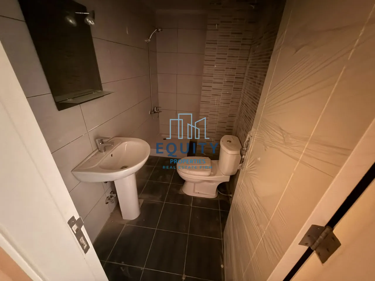 Apartment for sale in Qornet El Hamra