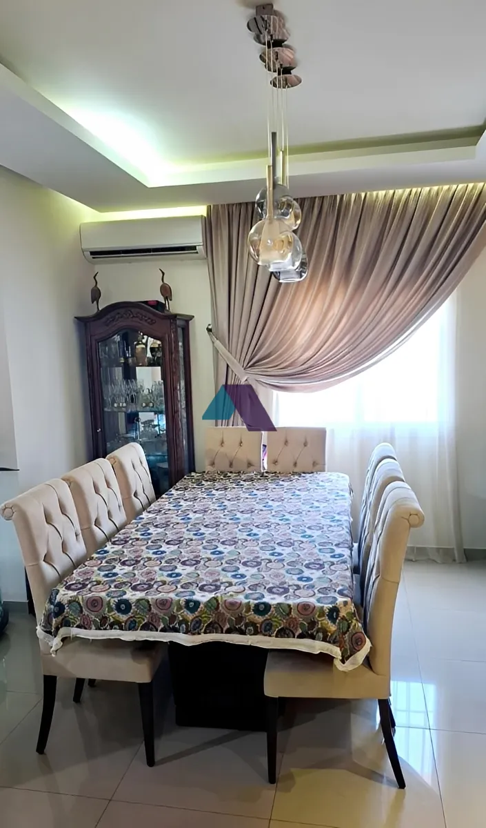Apartment for Sale in Aamchit