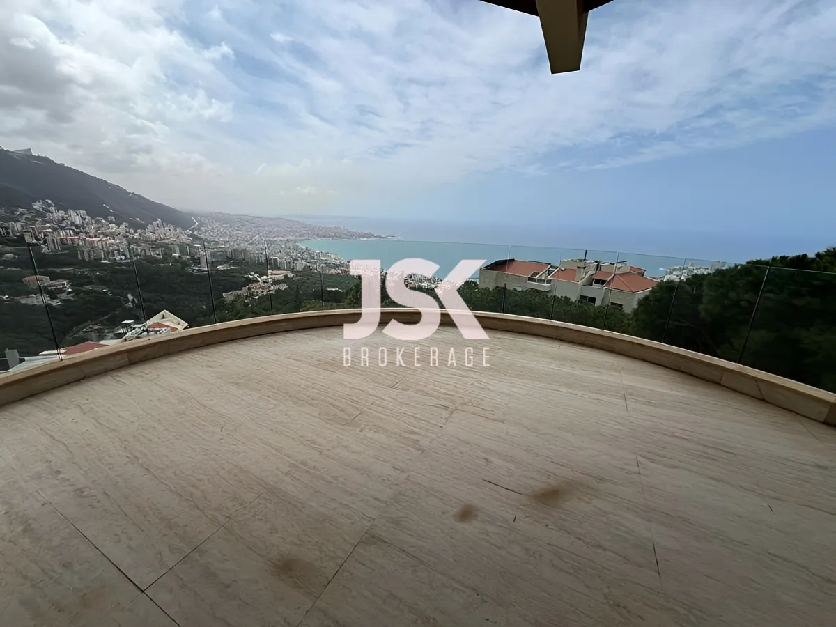 Penthouse for sale in Kfar Hbab