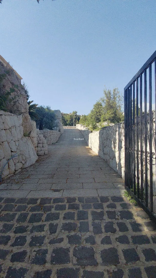 Villa for sale in Ajaltoun, lebanon - 5 bed, 6.0 bath