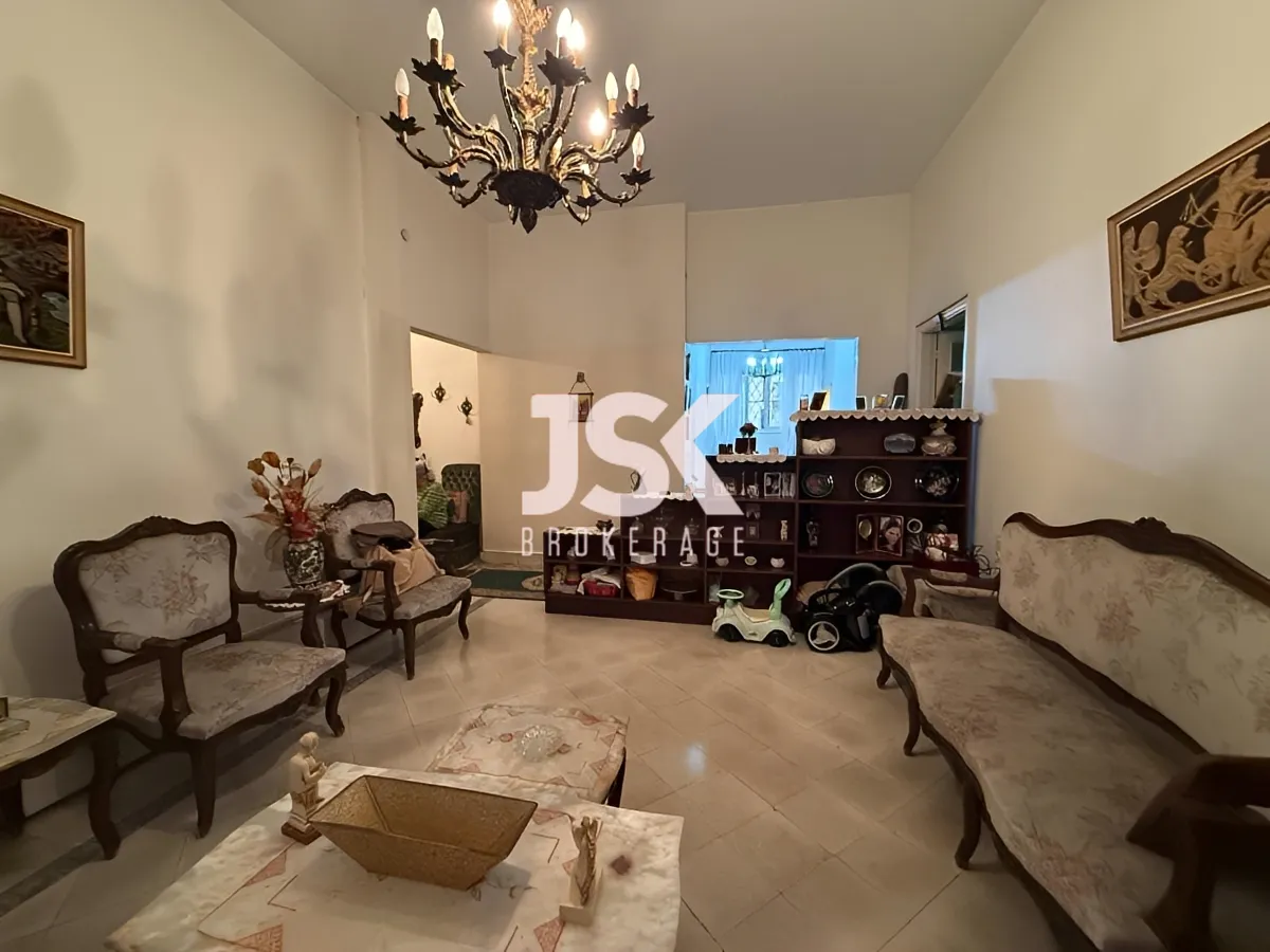 Apartment for Sale in Caree d'or, Achrafieh, Beirut, Lebanon - 2 bed, 2 bath