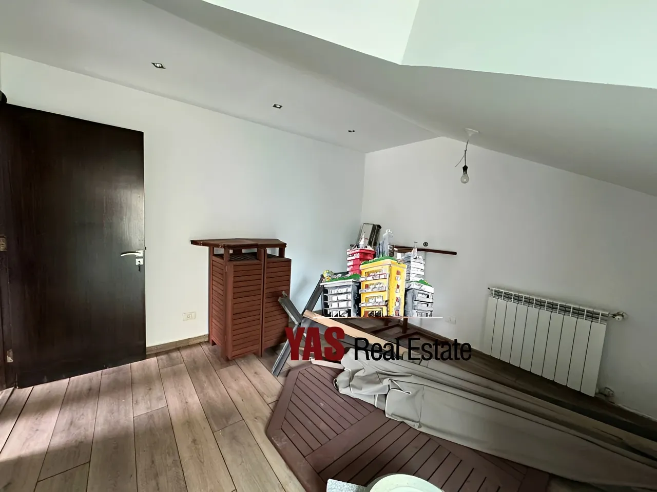 Apartment for Sale in Ballouneh