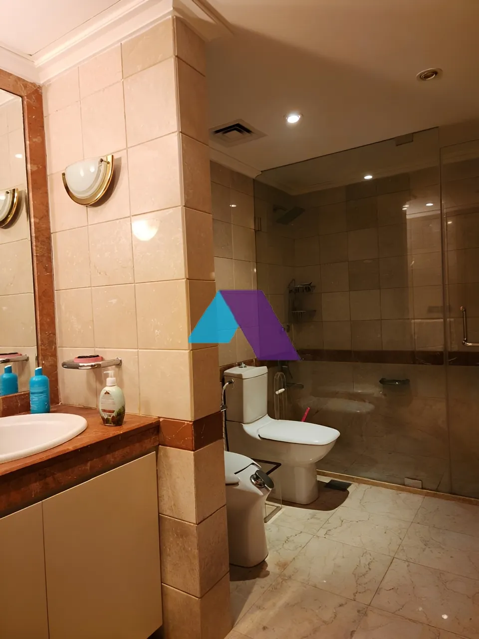 Apartment for Sale in Ain Al Mraiseh