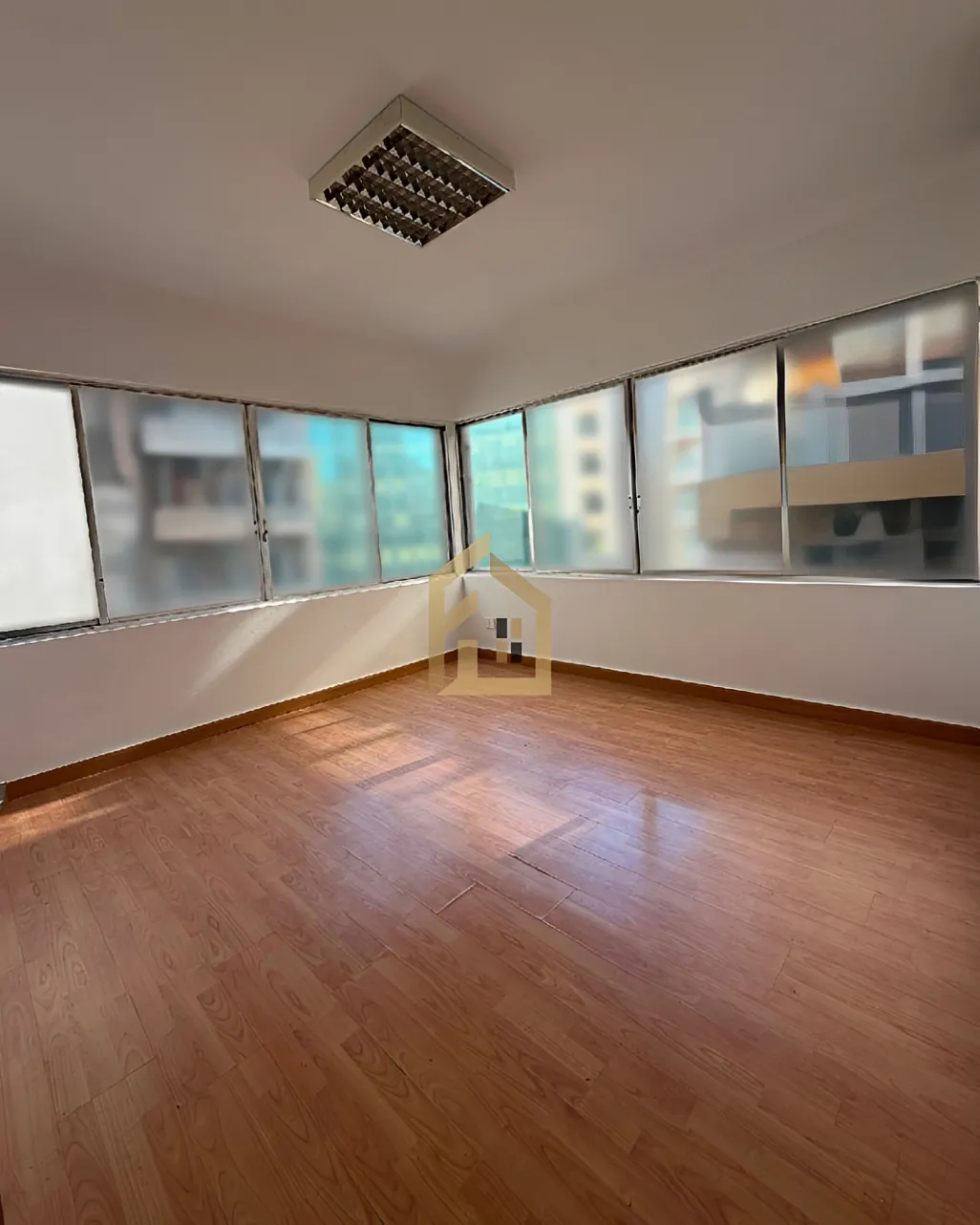 Office for rent in Badaro, Beirut, Lebanon