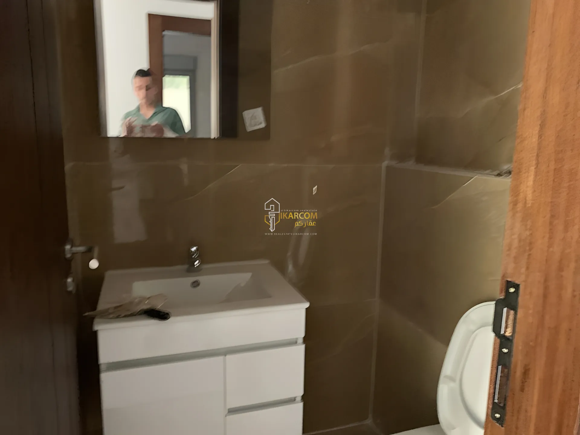 Apartment for Sale in Jouret El Ballout