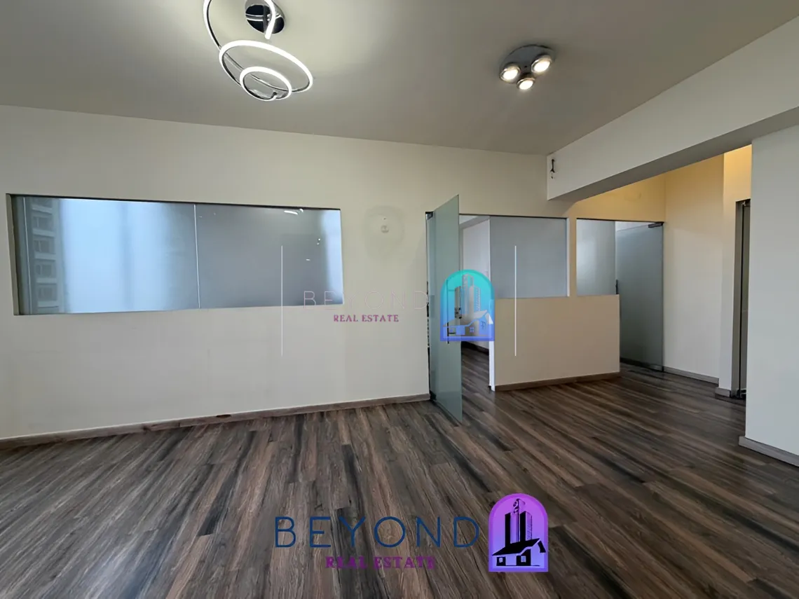 Office for rent in Ain Al Mraiseh, Beirut, Lebanon