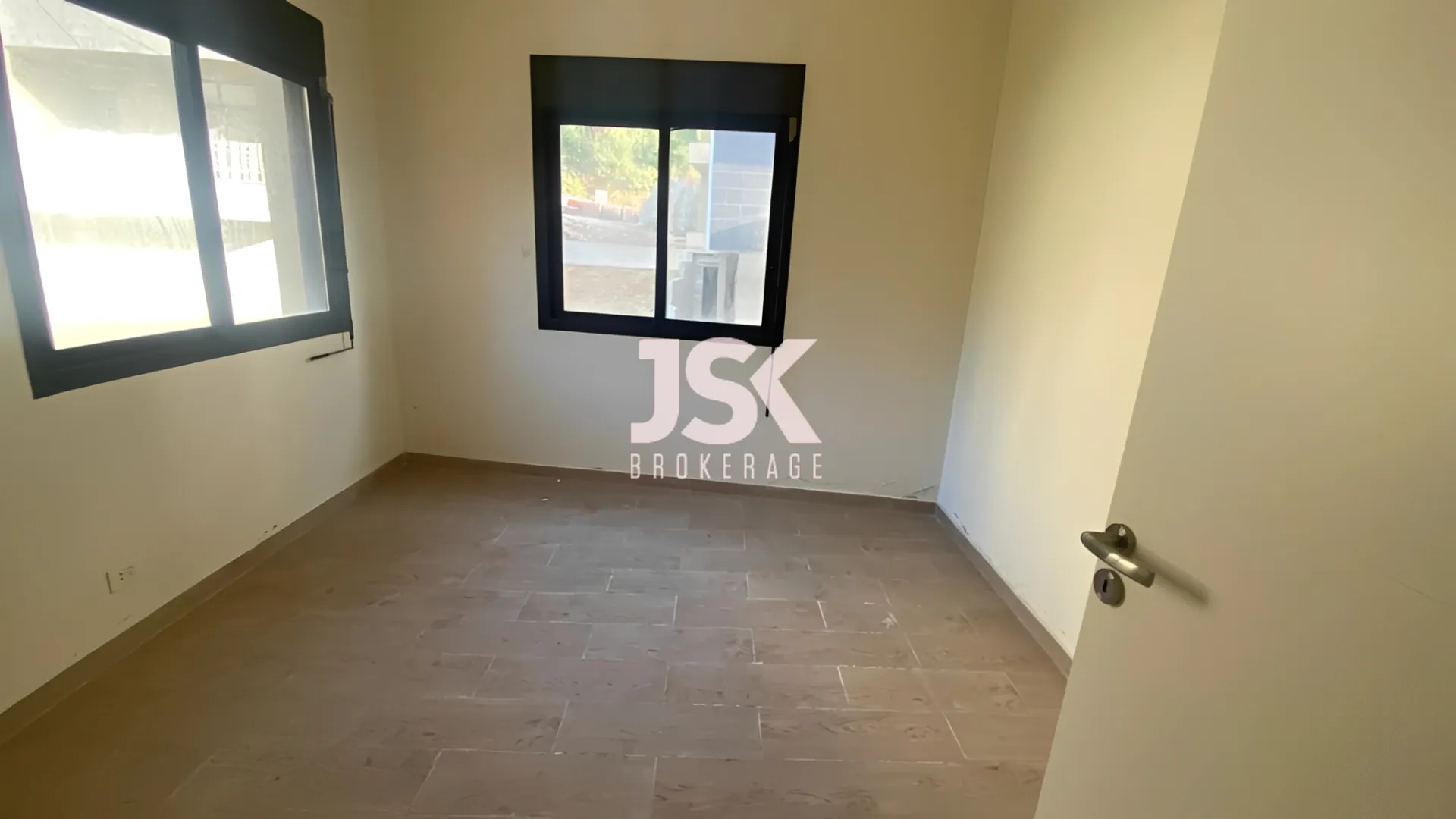 Duplex for Sale in Jouret El Ballout, Lebanon - 2 bed, 2 bath