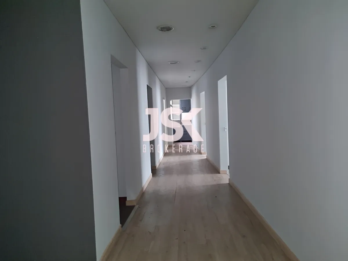 Office for rent in Verdun, Beirut, Lebanon