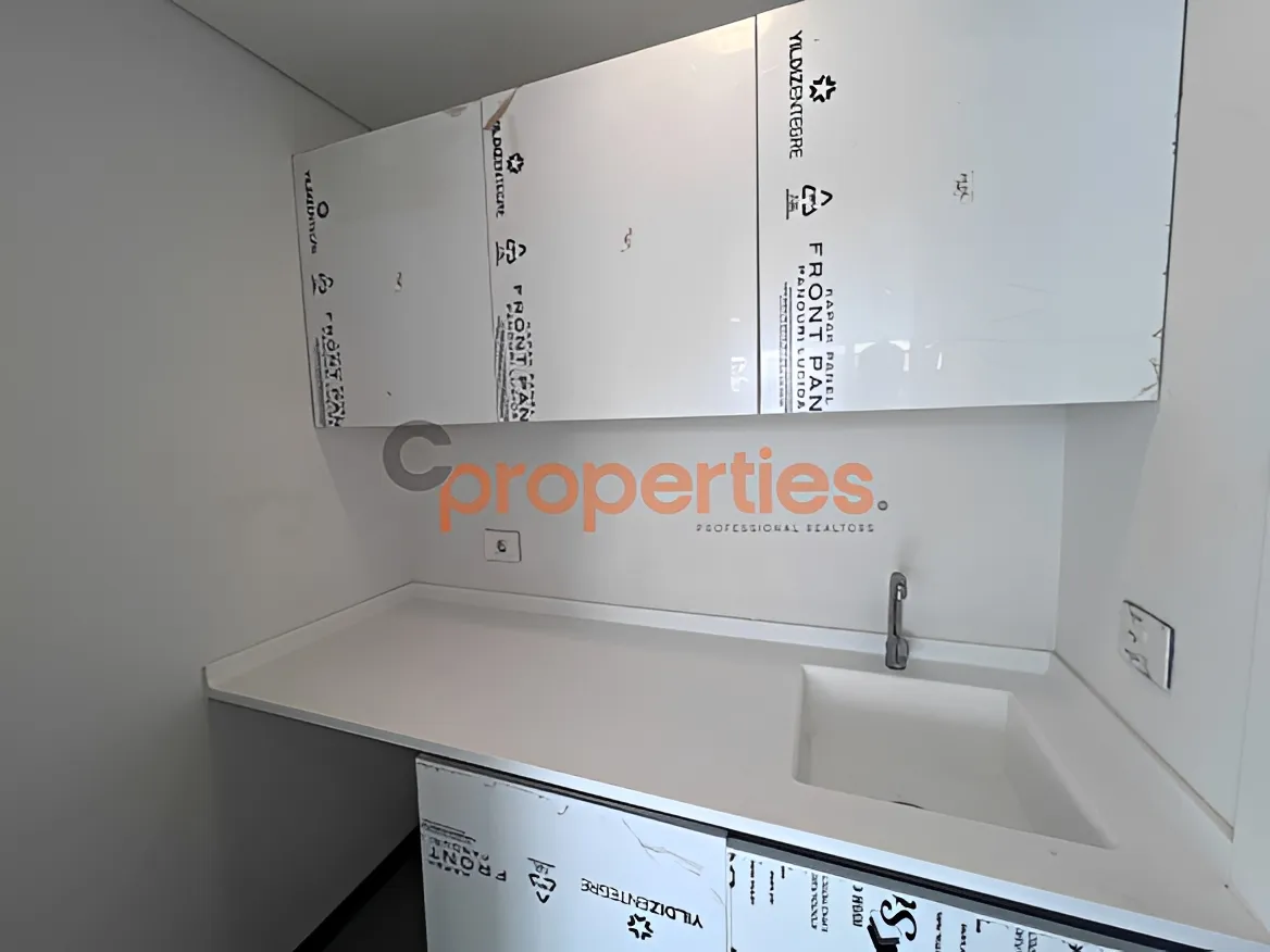 Office for Rent in Dekwaneh