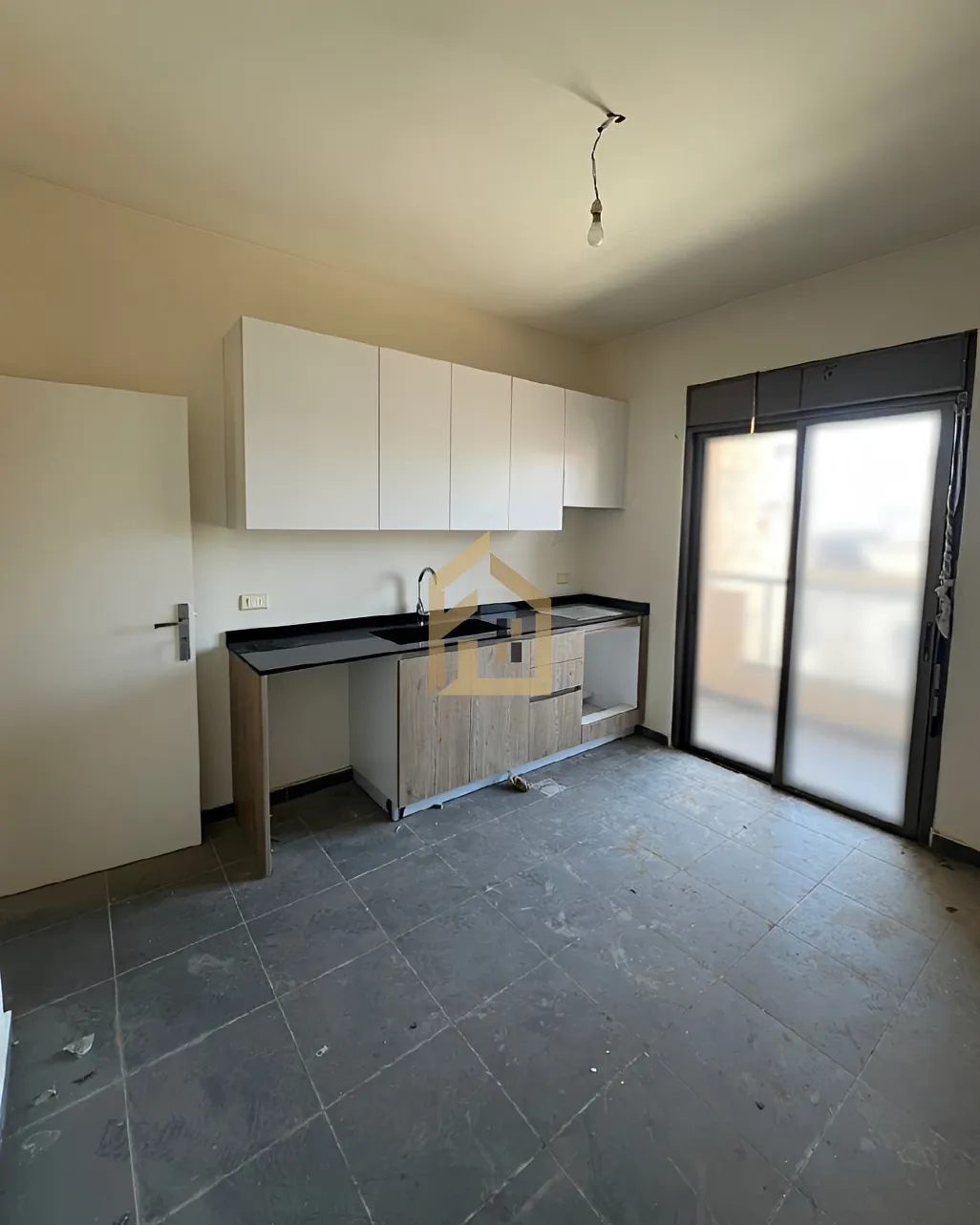Apartment for sale in Ain Aalaq, Lebanon - 2 bed, 2 bath