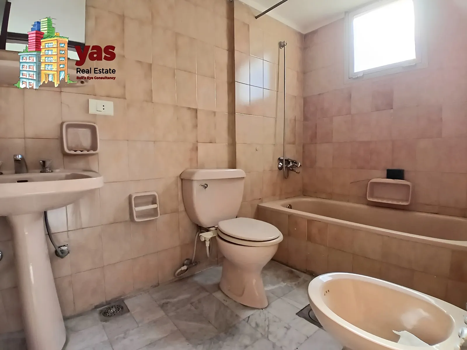 Apartment for Rent in Adonis - 3 bed, 3 bath