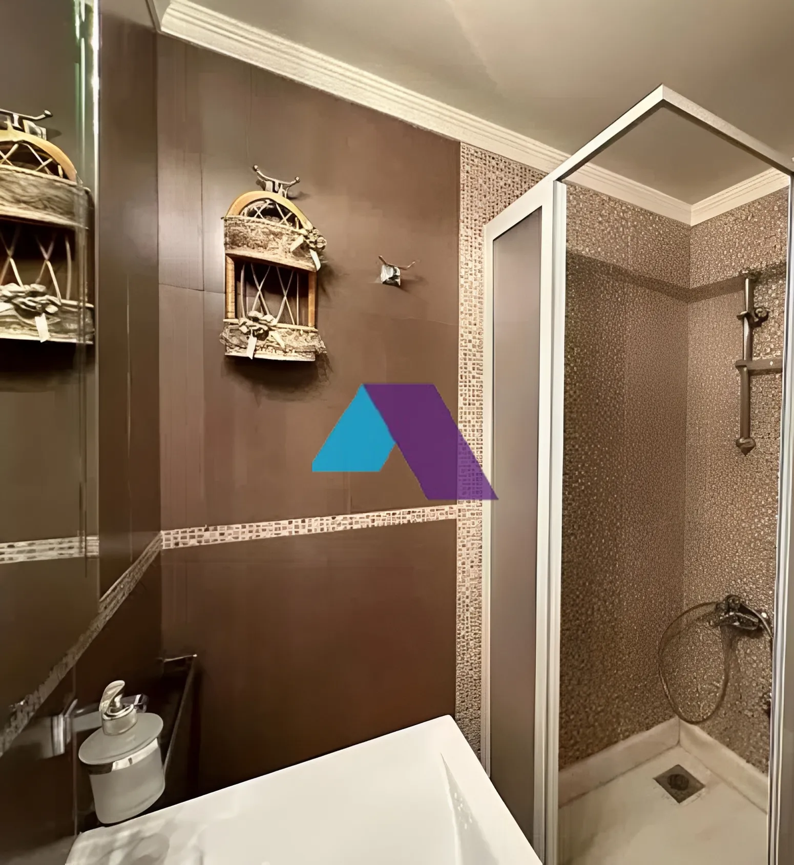 Apartment for Sale in Ballouneh