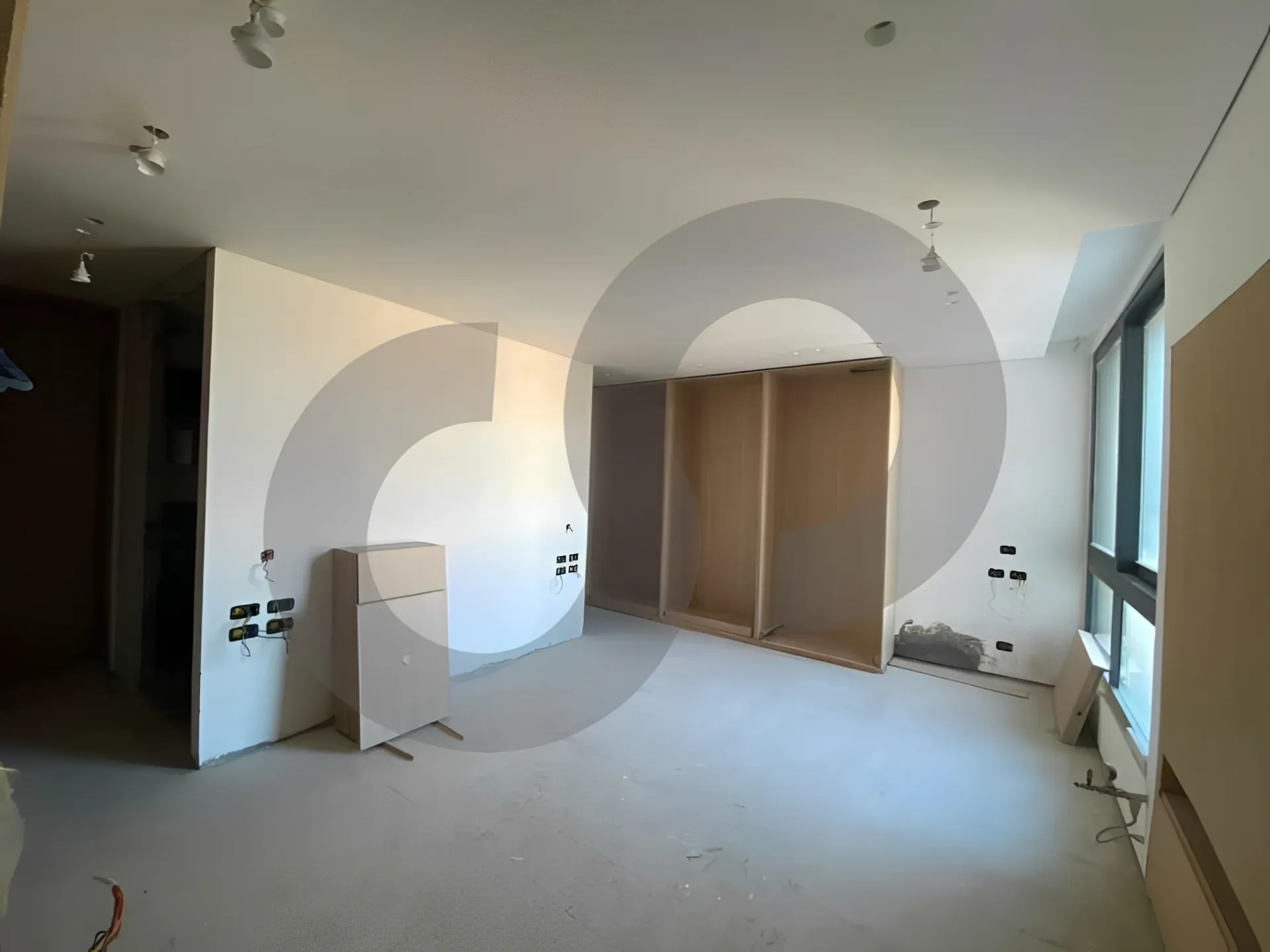 Apartment for Sale in Ain Al Mraiseh, Beirut, Lebanon