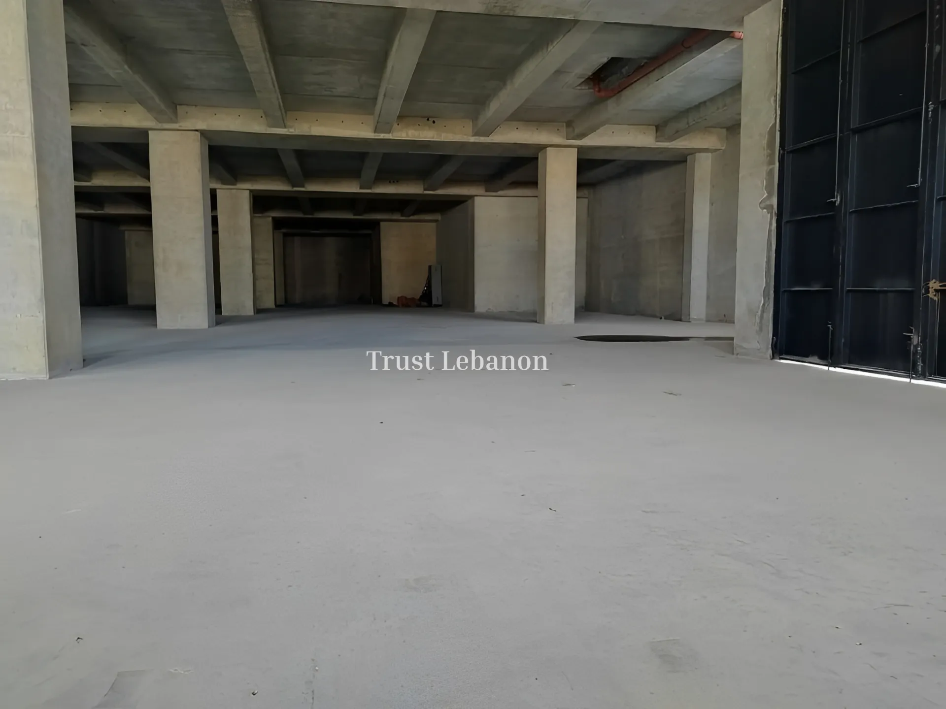 Warehouse for rent in Roumieh, Lebanon