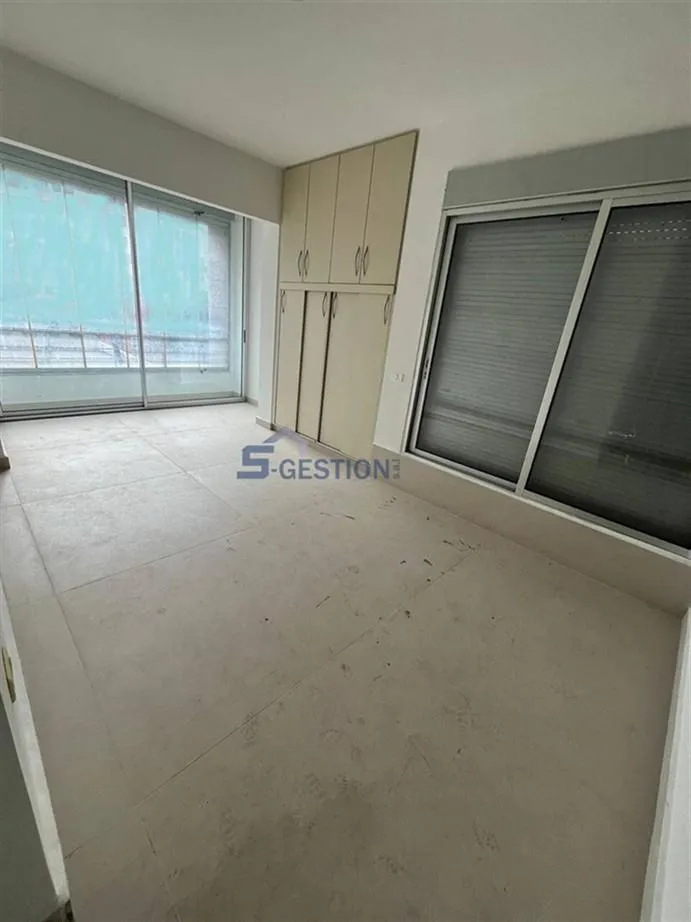 Apartment for Sale in Achrafieh - 3 bed, 5 bath